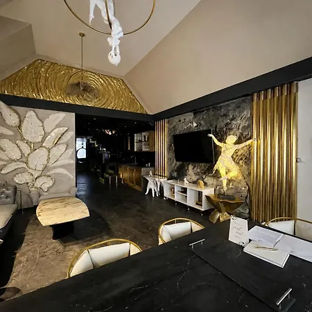 Diamond Duck Luxury - Jacuzzi - Romantic Loft