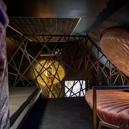 Diamond Duck Luxury - Jacuzzi - Romantic Loft Lubiń