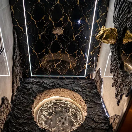 Diamond Duck Luxury - Jacuzzi - Romantic Loft Apartman