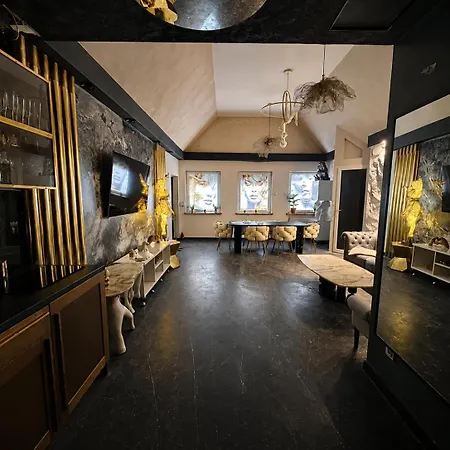 Apartman Diamond Duck Luxury - Jacuzzi - Romantic Loft Lubiń