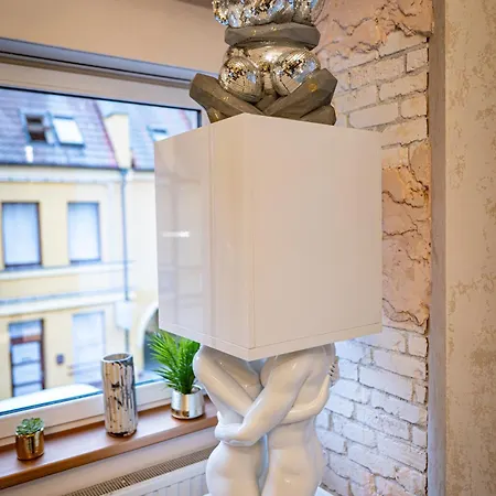 Diamond Duck Luxury - Jacuzzi - Romantic Loft